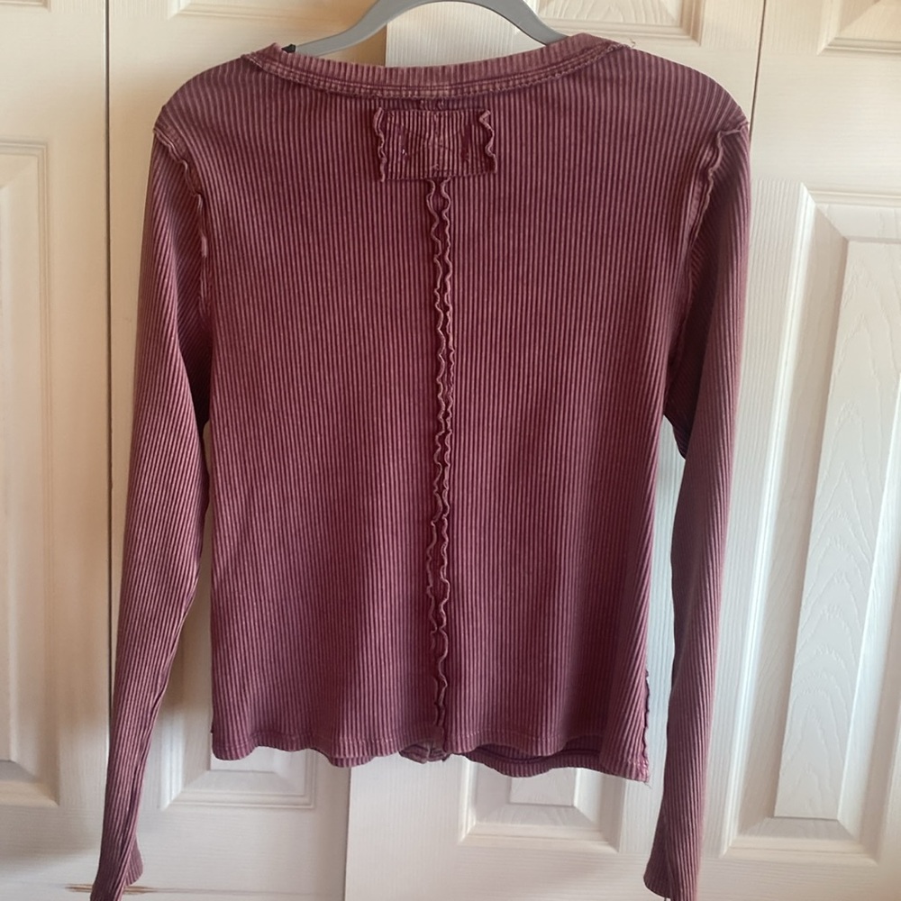 Free People NWT It's On Long Sleeve Button Down Thermal Ribbed Shirt large - Picture 6 of 15